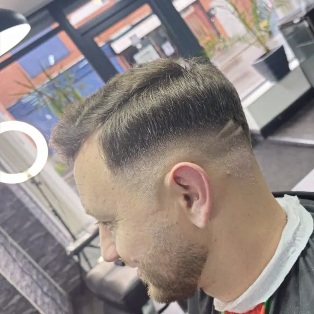 A taper and beard at Joe's